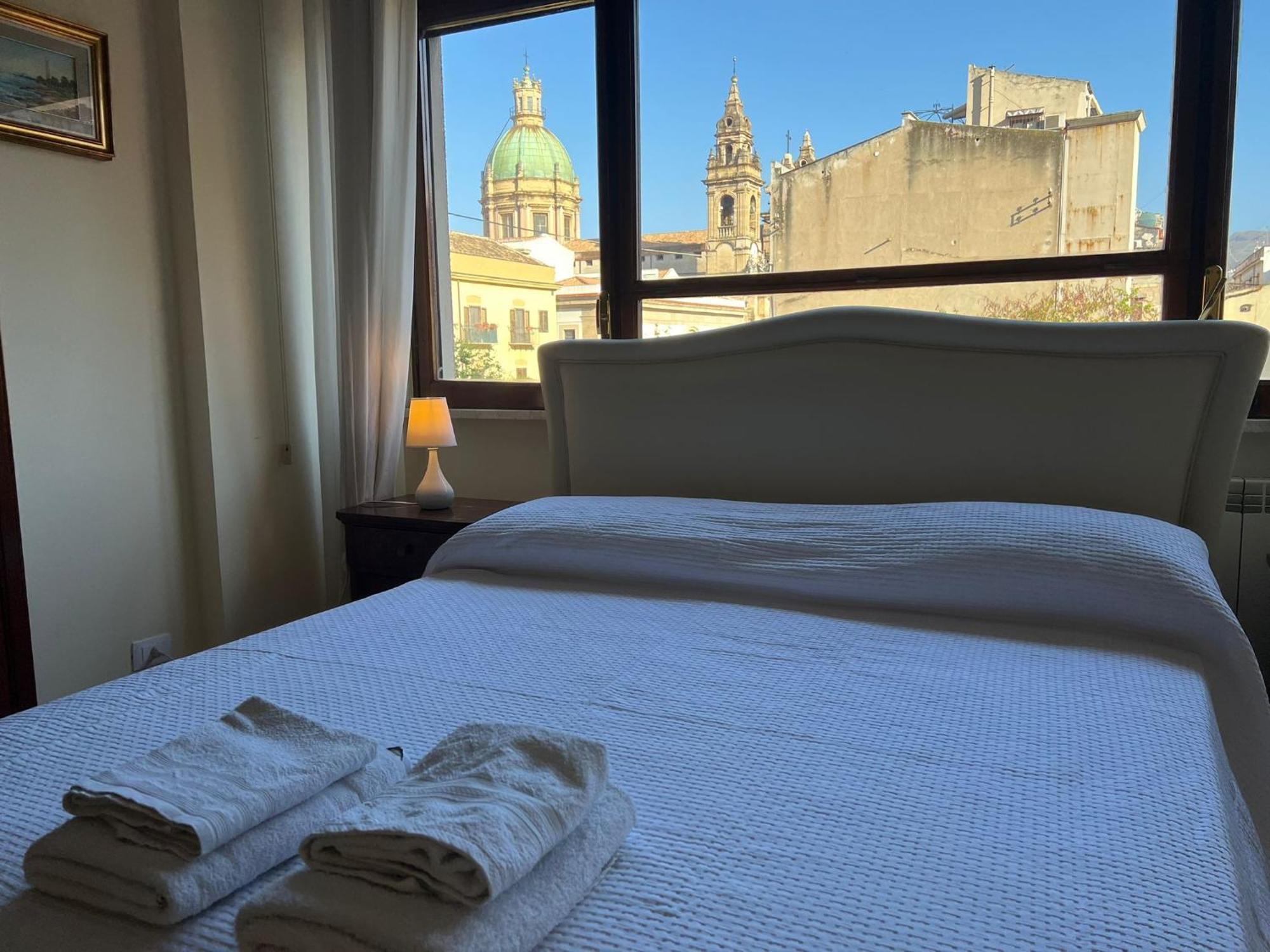Cavoursuite Палермо Екстериор снимка